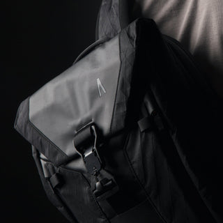 X-Pac, Crossbody, Laptop daily carry, weatherproof, magnetic enclosure, airflow, urban pack